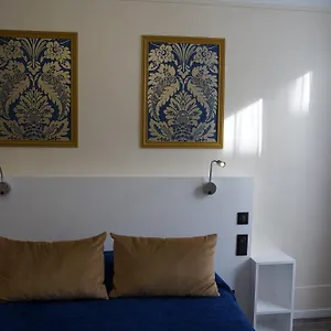 Hotel Montpensier, Paris